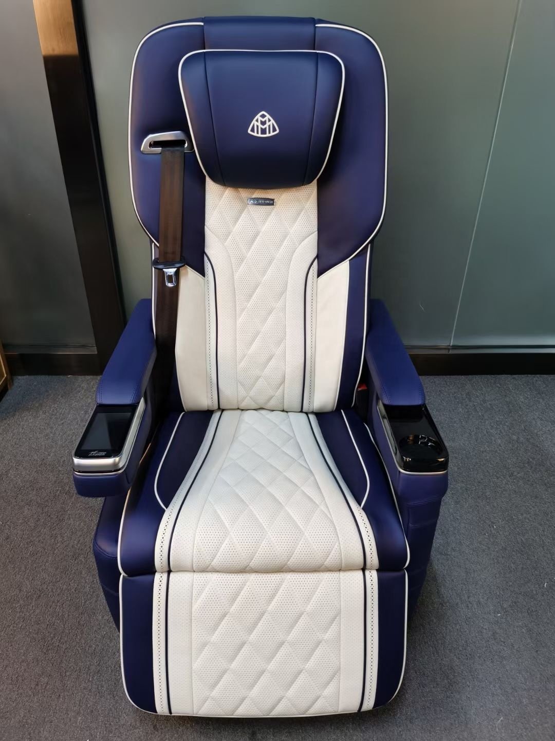 Vip Luxury Electric Recline Custom Leather Seat for Tunning Mpv Van Campervan Limousine