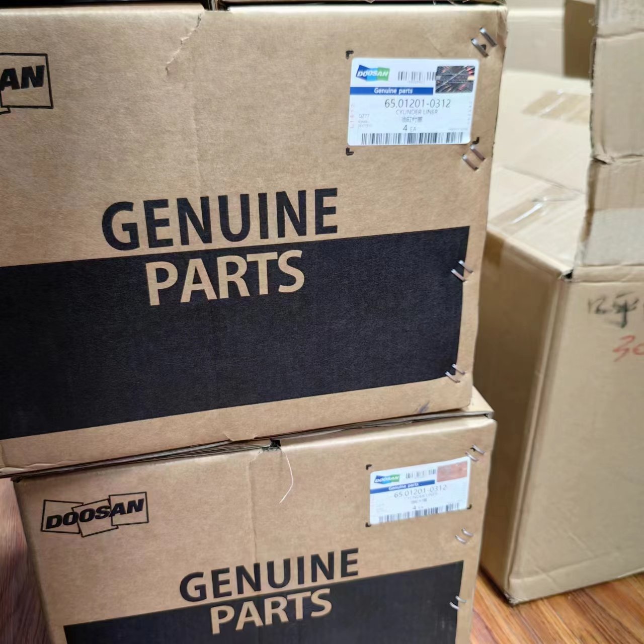 Excavator Daewoo Truck Bus P158le P222le P180le Generator Set Part 65012010312 65.01201-0312 Cylinder Liner Sleeve