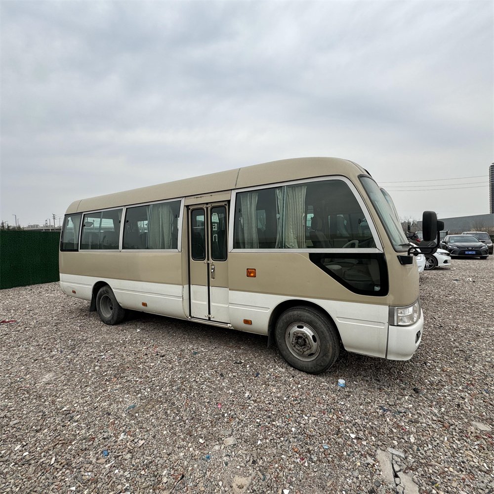 Manufacturer Wholesale Used Bus toyota coaster 17-23 Seats with Diesel Engine Leather Seats Good for School Bus Using