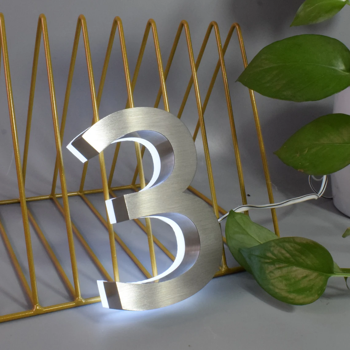 Custom Sliver Color White Light Stainless Metal 3D Led Modern House Number Outdoor Home Hotel Door Plate Letter Door Sign