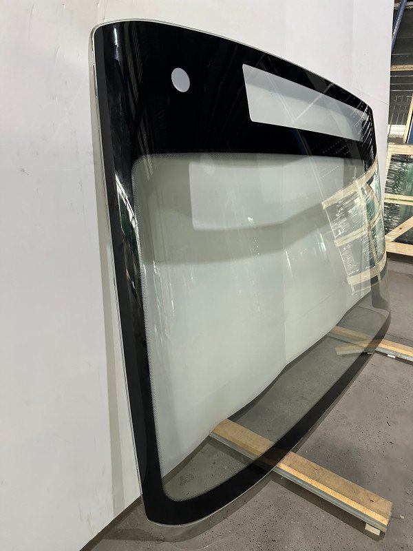 Bus Windshield Laminated Front Windshield Tempered Laminated Glass Laminated Car Glass for HIGER6826 Bus Windshields