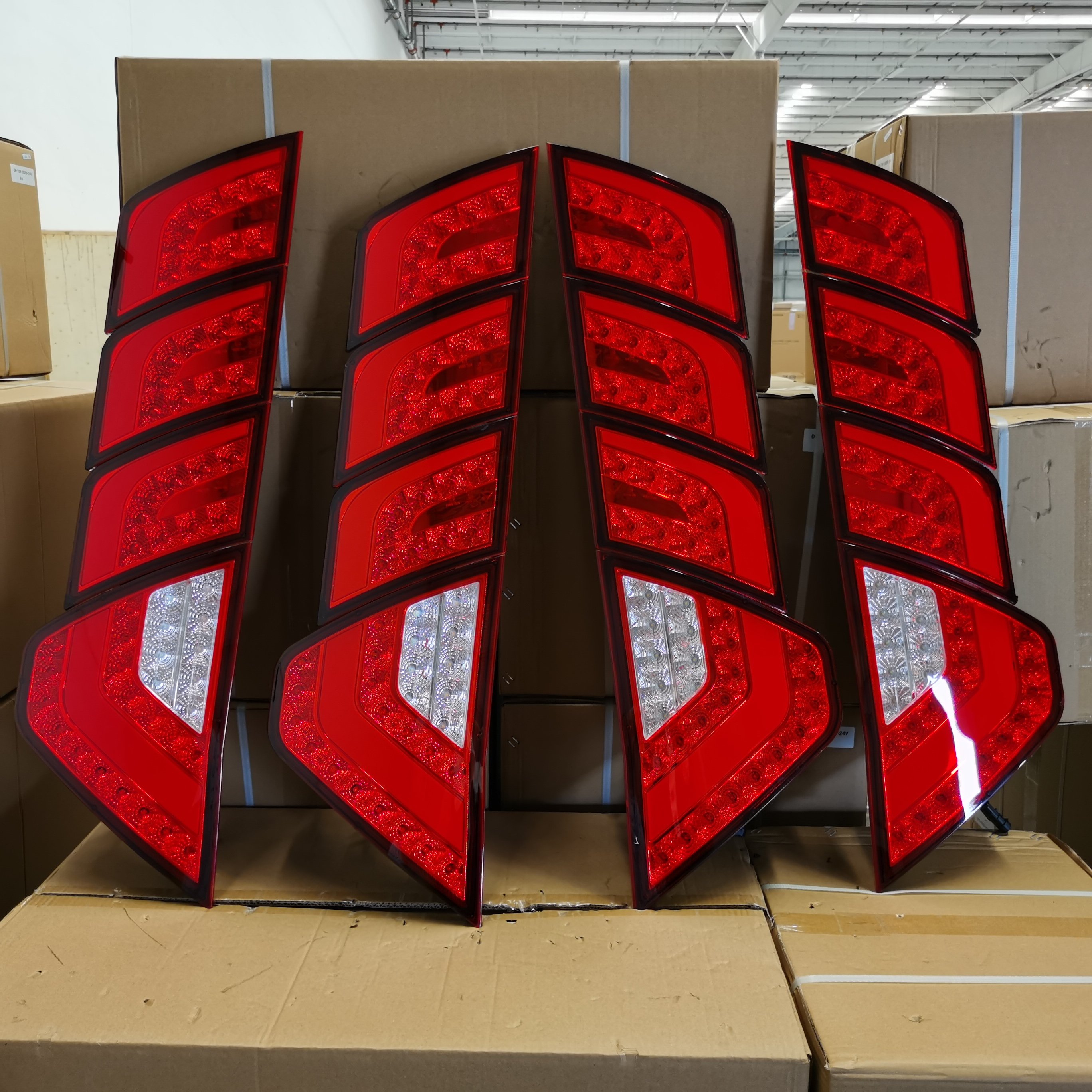 School Bus Lights Accessories Combination Rear Lamp Tail Light for Zhongtong Scania Daewoo