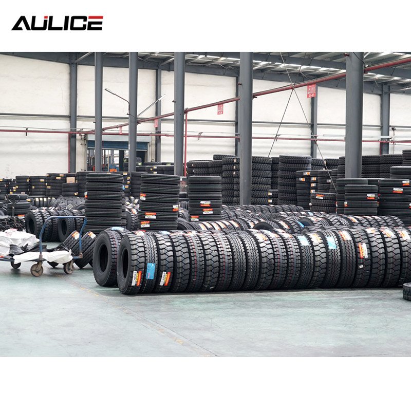 Wholesale Directly From Factory Truck and Bus Tire Radial Truck Tire 10.00R20 Tyres With High Quality