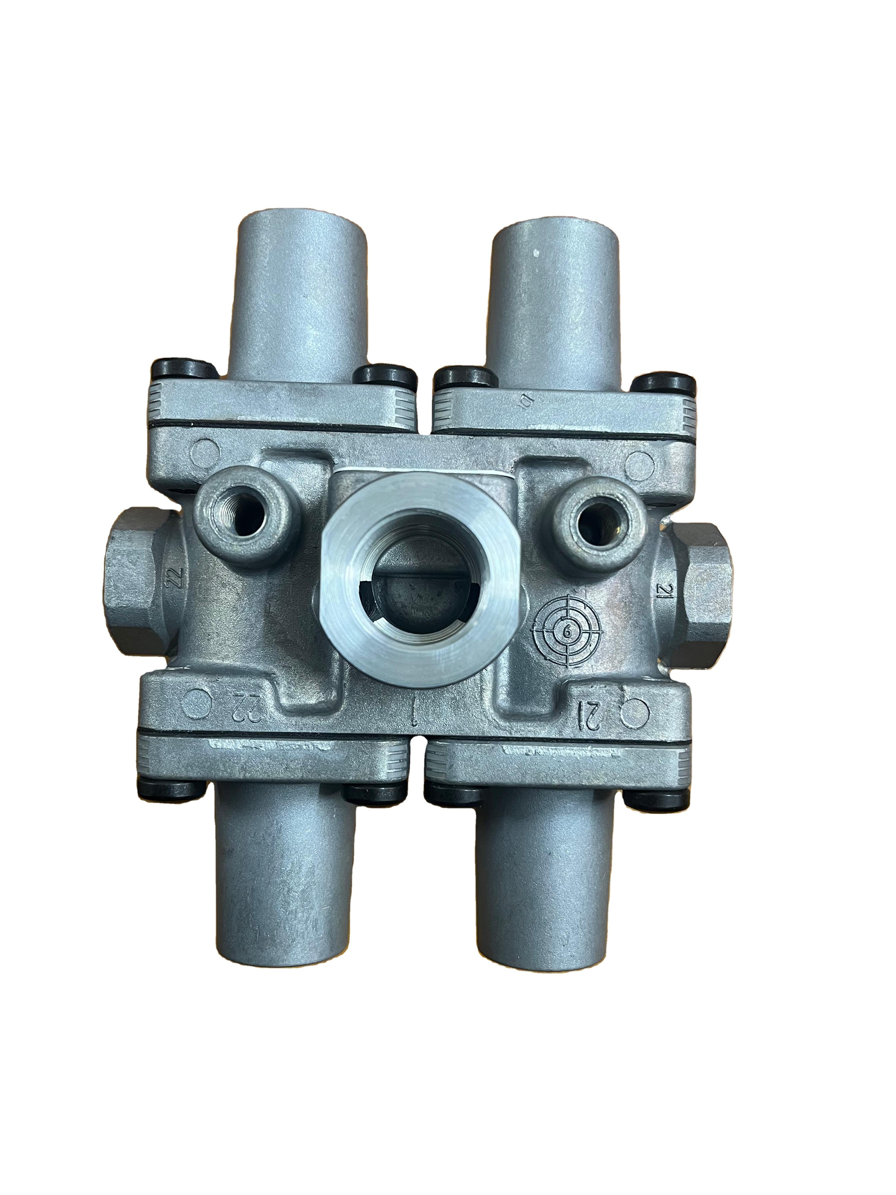 WABCO 9347023000 Quadruple System Protection Valve for Heavy Vehicles.