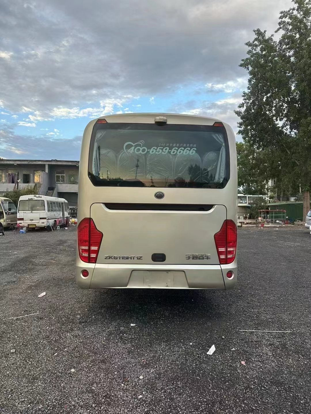 Yu Tong ZK6115 Coach Bus Luxury 49-Seater Passenger Buses With Hiace Engine Left Steer Manual Gearbox Light Interior Good Price"