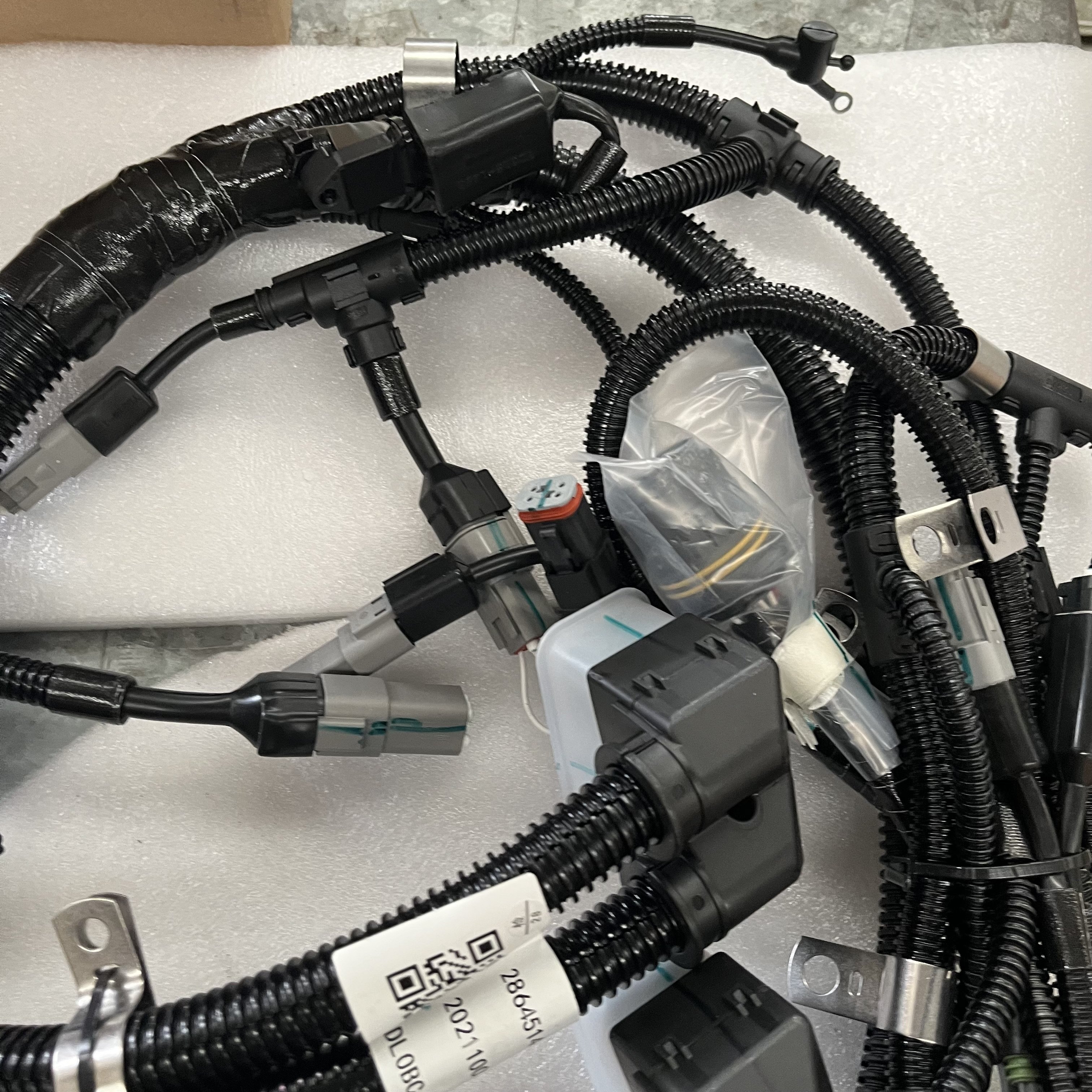 High Quality YIKANG Selling Original Wholesale Cummins 5346207 Engine Accessories Electronic Control Module Wiring Harness