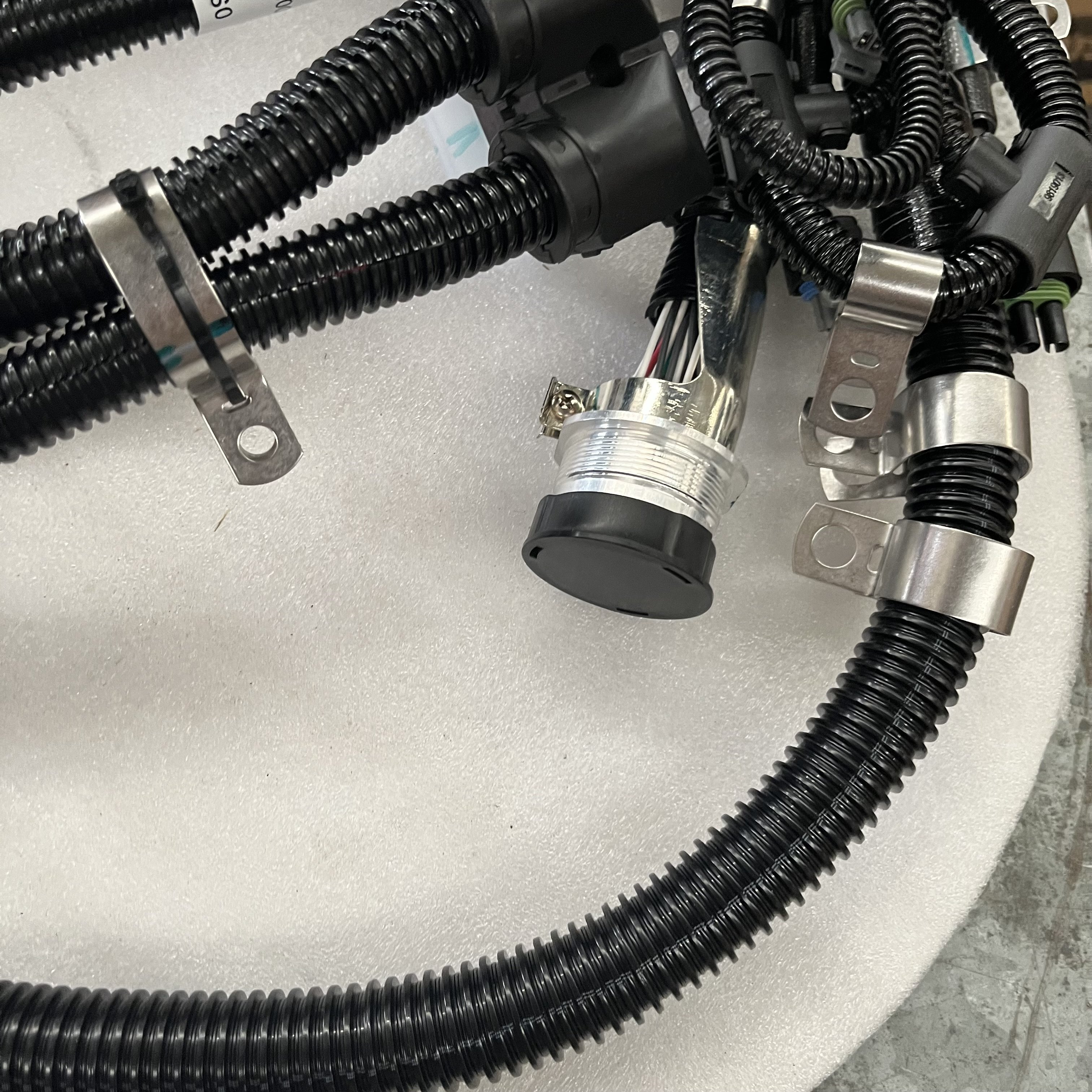 High Quality YIKANG Selling Original Wholesale Cummins 5346207 Engine Accessories Electronic Control Module Wiring Harness