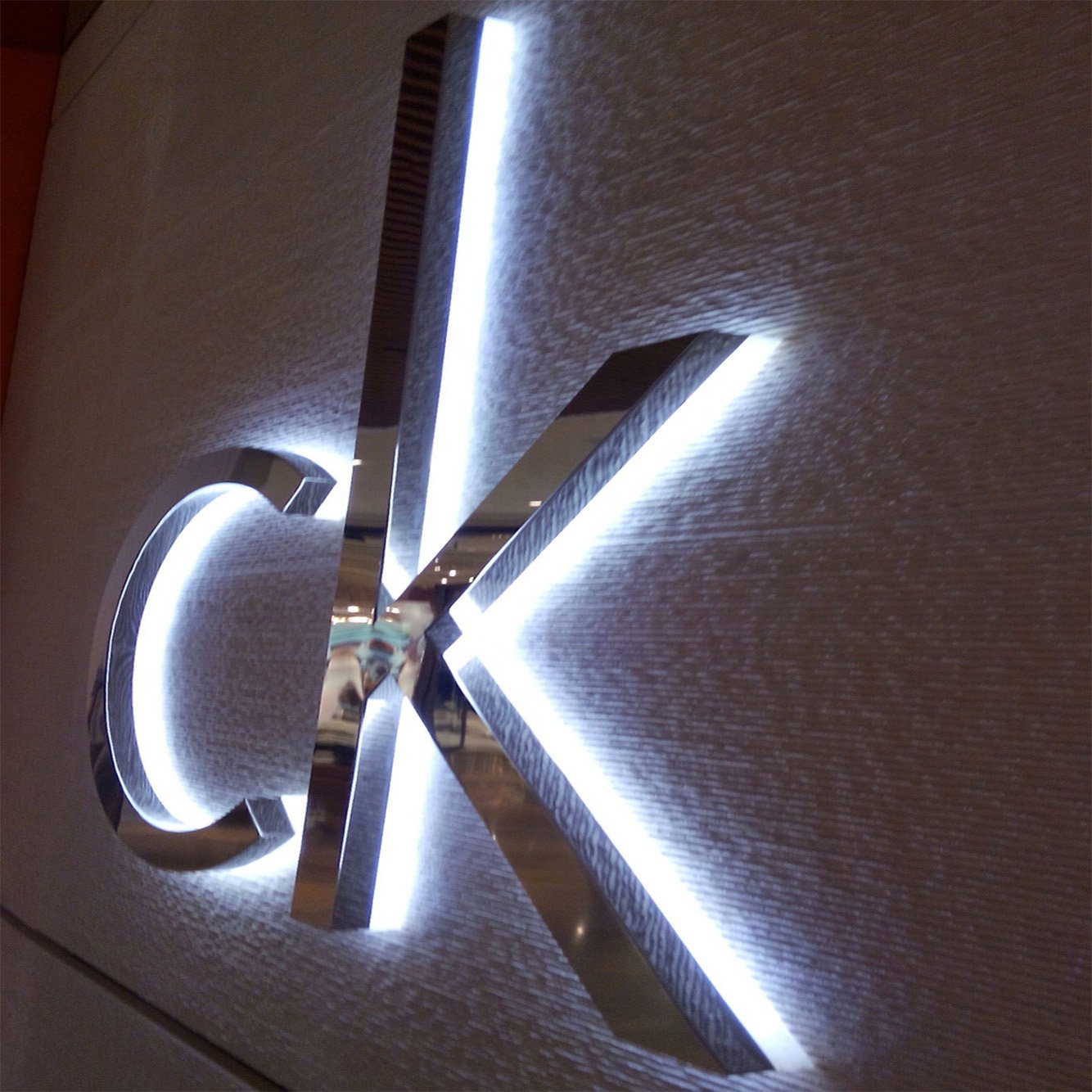 3D LED Metal Luminous Acrylic Sign Letters Free Custom LED Letters for Logo Indoor and Outdoor
