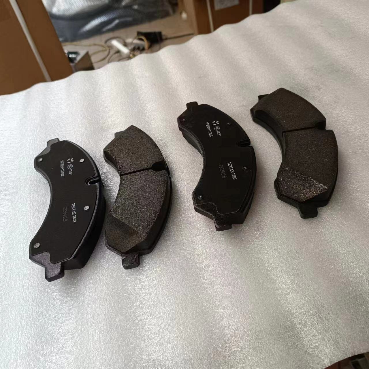 High Quality Auto Spare Parts Brake Pads Bus Bulk Supply of Disc Brake Pads for Higher Buses