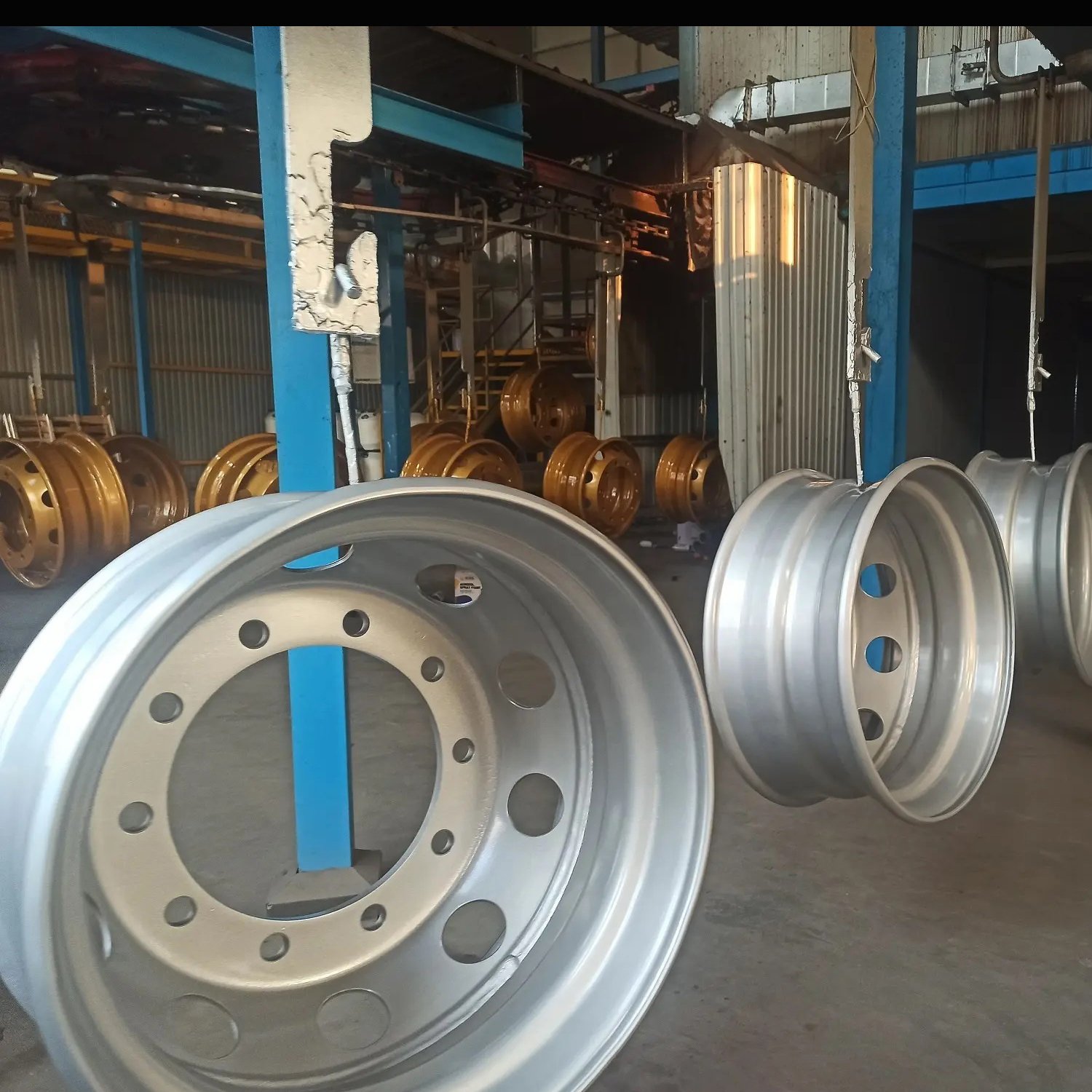 9.0 X 22.5 19.5*8.25 Inch Bus Truck Steel Tubeless s Wheel Rim 22.5 X 8.25 Truck Wheel with 10 Hole