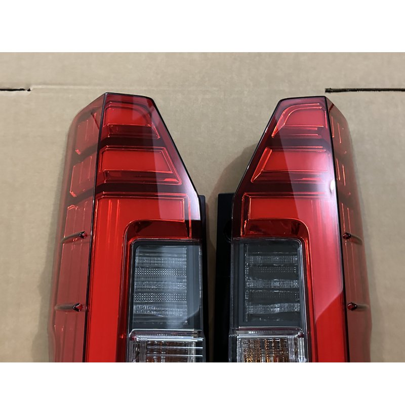 GELING Body Kits Tail Light Rear Lamp Taillight 81555-26490 81555-26510 for Toyota Hiace Van Bus 2019 2020 2021 20222 2022 2023