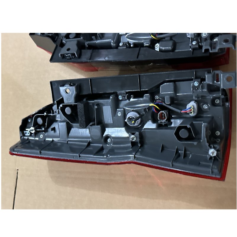 GELING Body Kits Tail Light Rear Lamp Taillight 81555-26490 81555-26510 for Toyota Hiace Van Bus 2019 2020 2021 20222 2022 2023