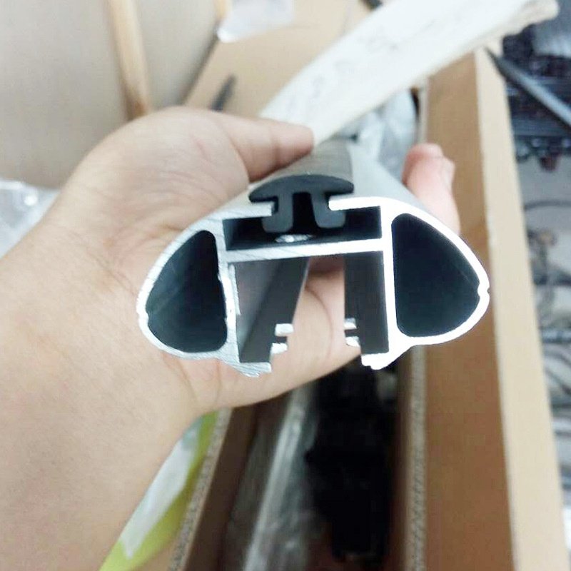 Universal Aluminum Alloy Car Accessories Car Roof Rack Cross Bars Roof bar with Lock