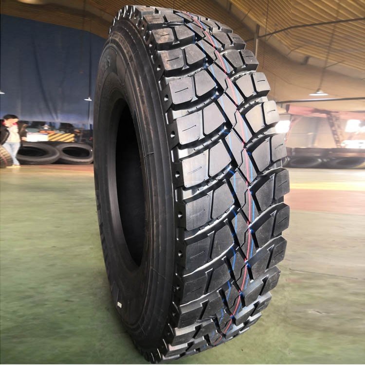 Importing China CARLEO Brand Drive Wheel 11R22.5 16PR CD33 22.5 INCH Tubeless Tires Truck and Bus Radial Tyres