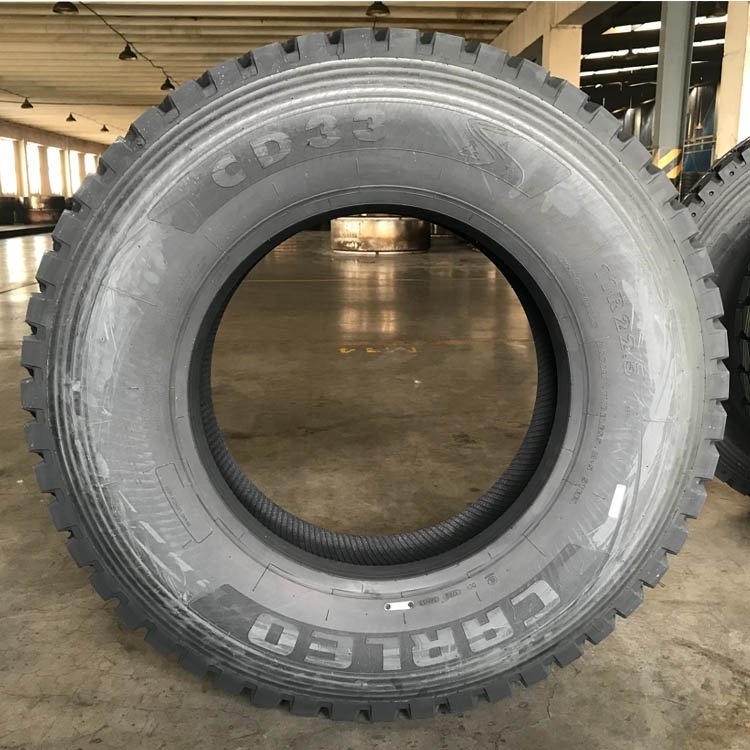Importing China CARLEO Brand Drive Wheel 11R22.5 16PR CD33 22.5 INCH Tubeless Tires Truck and Bus Radial Tyres