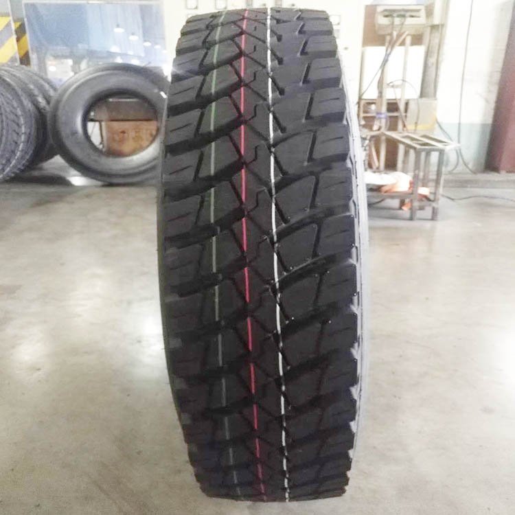 Importing China CARLEO Brand Drive Wheel 11R22.5 16PR CD33 22.5 INCH Tubeless Tires Truck and Bus Radial Tyres