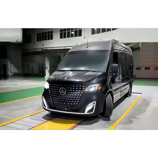 Applicable to Benzz Sprinter W907 Surround Side Skirts, Tail Lights, Exterior Accessories Modification, Old and New Body Kit