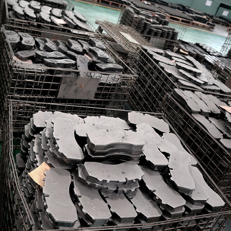 High Quality Truck Disc Brake Pad Ceramic Bus Brake Pads Semimetal