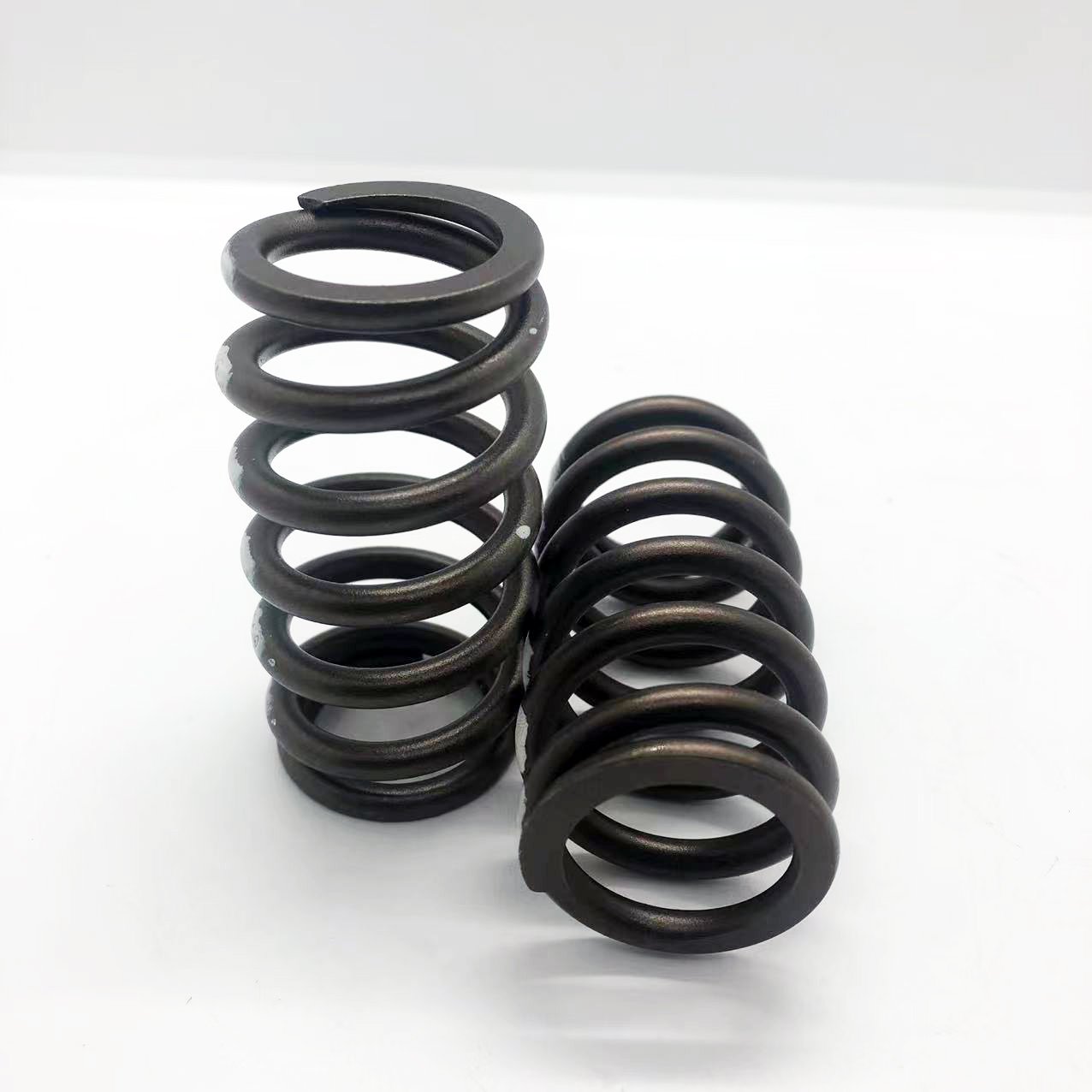 China Factory Wholesale 6BT Engine Parts Valve Spring 3916691