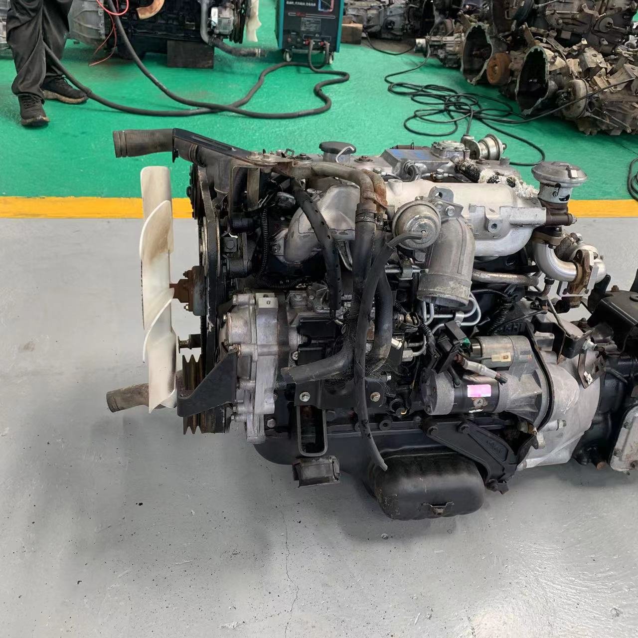 Factory Wholesale Bus 4KH1 Used diesel Engine4KH1 4KH1T with Supercharger for Isu Zu Truck Bus NKR