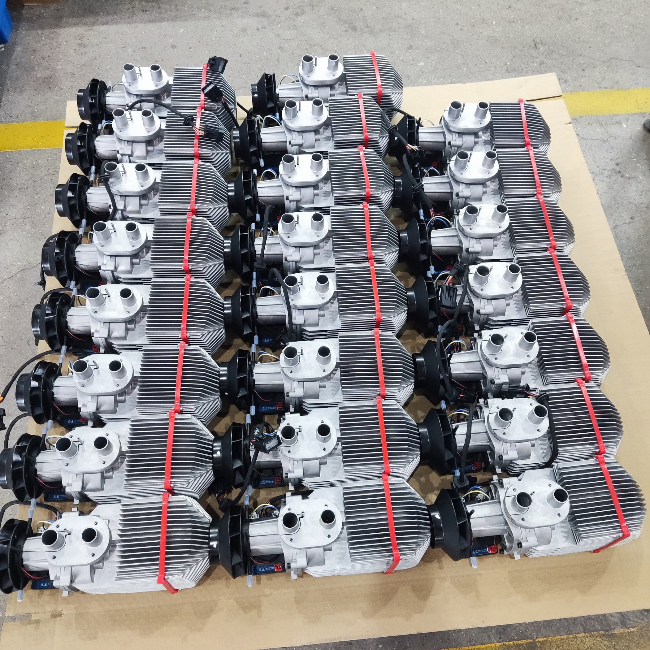 High Quality 12V 24V Split Parking Fuel Heater 5kw Diesel Heater Fast Heating Remote Control Heater