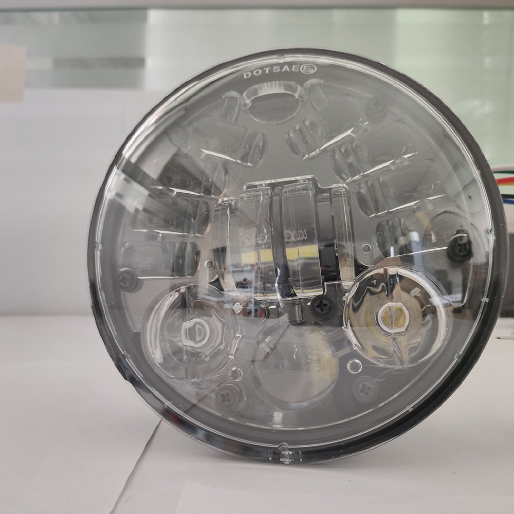 Motorcycle 5.75Inch Round 70w LED Headlights Round H4 LED Motorcycle Headlight with High Low Beam Motorcycle LED Headlight