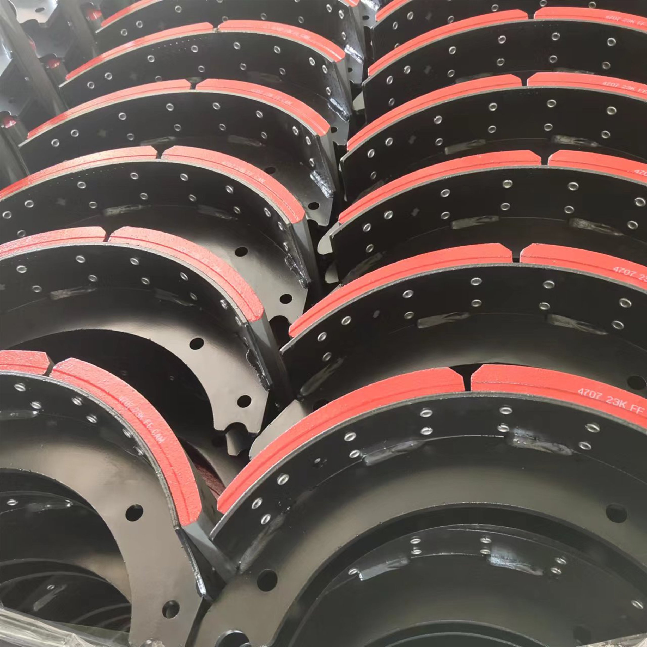 Factory Price Heavy Duty Semi Trailer and Truck Axle Brake Parts 4515Q Brake Shoes With Brake Lining