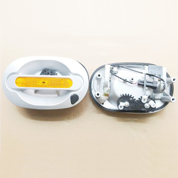 High Quality Bus Spare Parts Side Luggage and Rear Engine Door 5940 Use for Yutong Bus F12 Door Handle Door Lock
