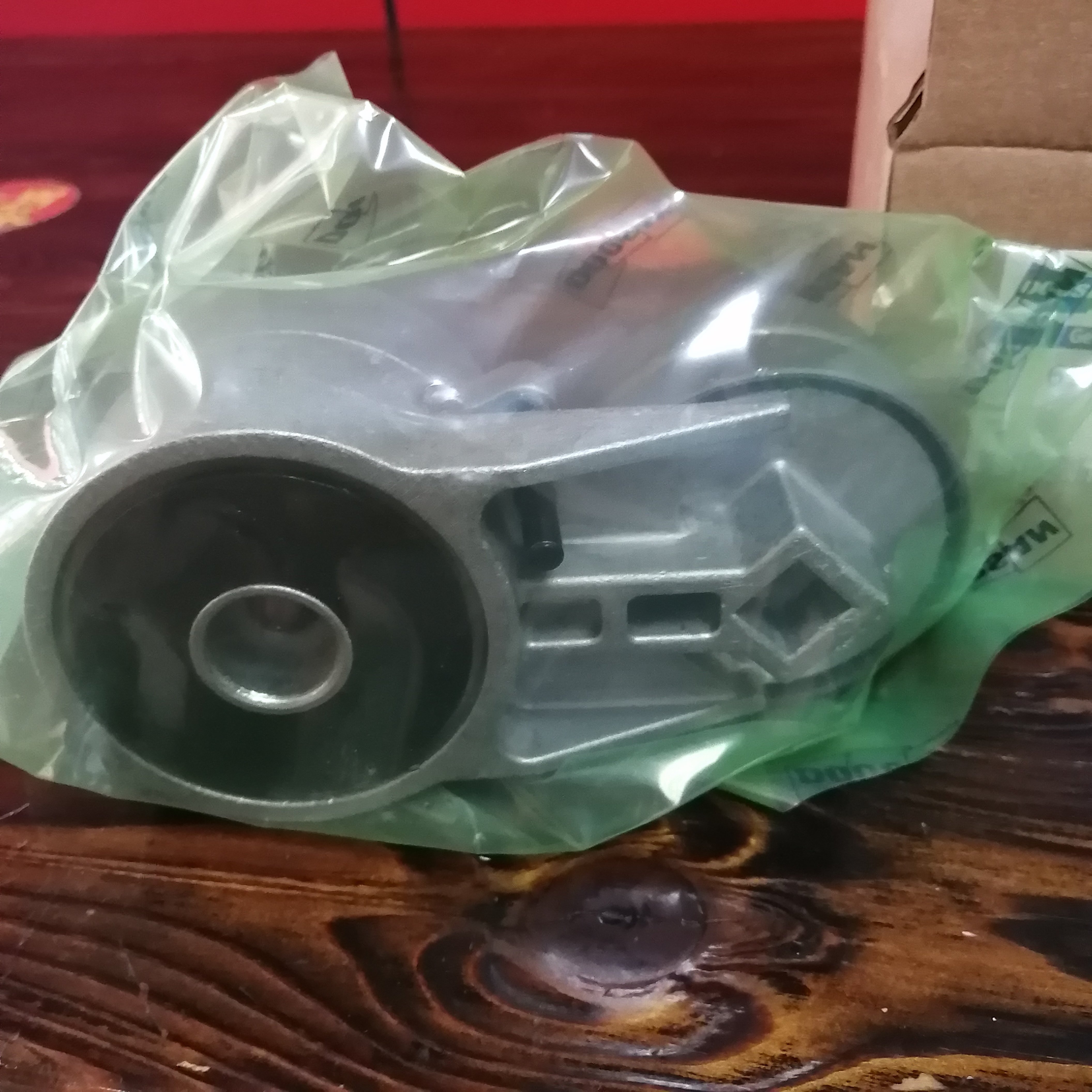 Russia DL08 Engine 65.95804-6002 Belt Tensioner