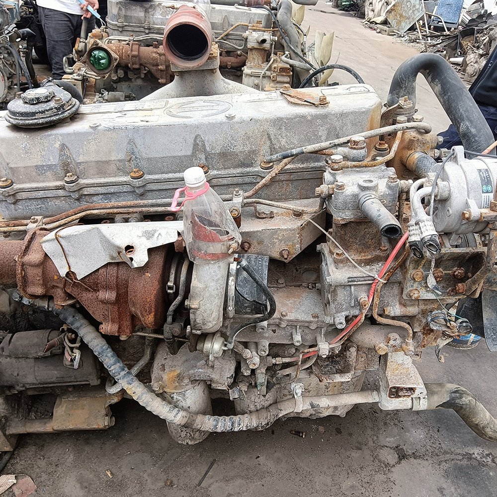 Used Engine Assembly for Hino P11C-UJ Diesel Engine Dump Truck Euro III 259kw Truck Engine