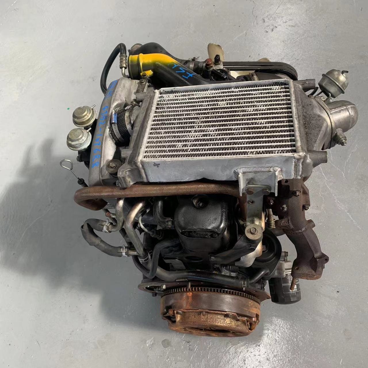 High Quality Auto Parts Boutique Isuz U Used Diesel Engine 4J2T for D-MAX