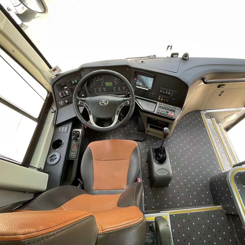 Dragon 44 Seats Used Coach Bus Left-hand Drive Golden Man Truck & Bus Full Set Manual 3 Wheel Motorcycle Gas Manual 6 - 8L 15000