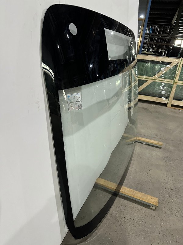 HIGER 6115 Factory Price Car Complete Car Front Windshield Down Bus Windshield Car Glass Window Accessories for HIGER6115 , 6123