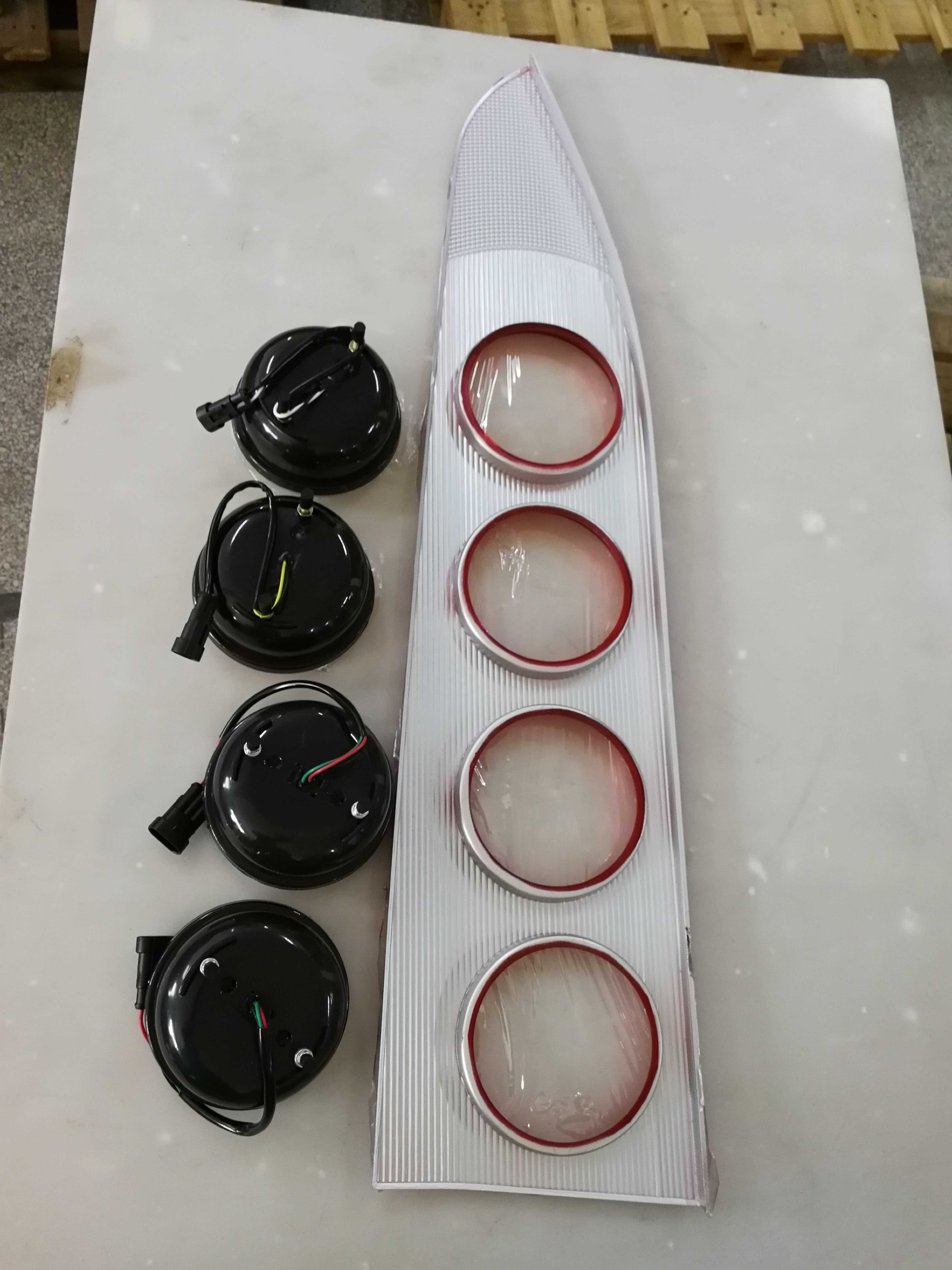 2020 Auto Parts Bus/ coach REAR LAMP for IRIZAR NEW CENTURY 881.4*209.2 HC-B-2307-1 LED Tail Light