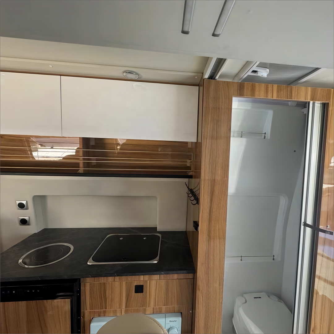 QXN RV V348-Diesel Used 6-Seater Bus Hydraulic Steering Automatic Gearbox Turbo Engine Leather Seats R16 Tires RWD Diesel Fuel