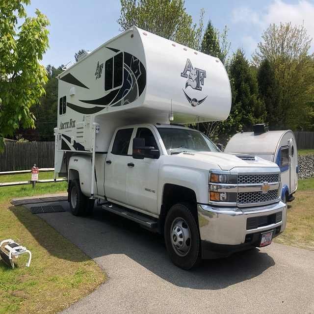 Best Quality RV Motorhome Off Road Camper Van Trailer Caravan Stainless Steel From Direct Manufacturer New