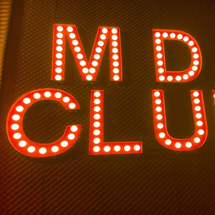 Custom Metal 4ft Large Big Giant Metal Expandable LED Numbers and Foldable Marquee Letters Sign for Wedding Event Decoration