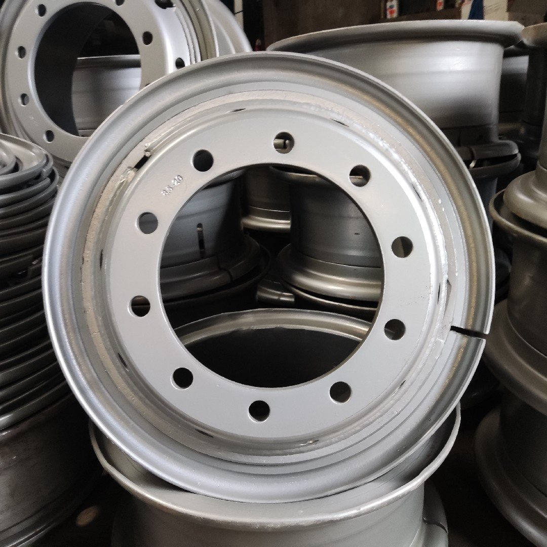 Tube Truck Wheels 8.50-20 Wheel Hub Is Suitable for 12.00R20 Tire