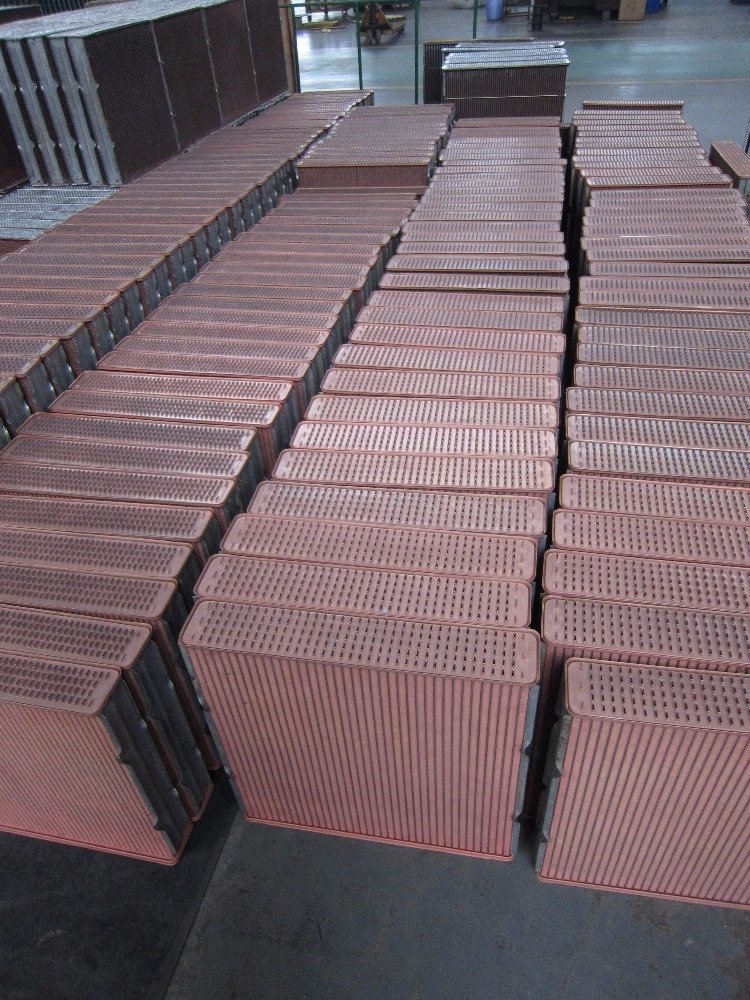 Custom Made 3/4/5 Lines Copper Brass Core Radiator Core Truck Bus Engine Spare Parts