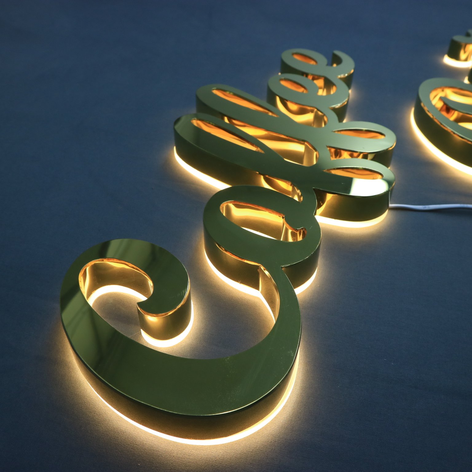 Snow Outdoor Signage Custom 3d Led Channel Backlit Illuminated Luminous Letter Sign