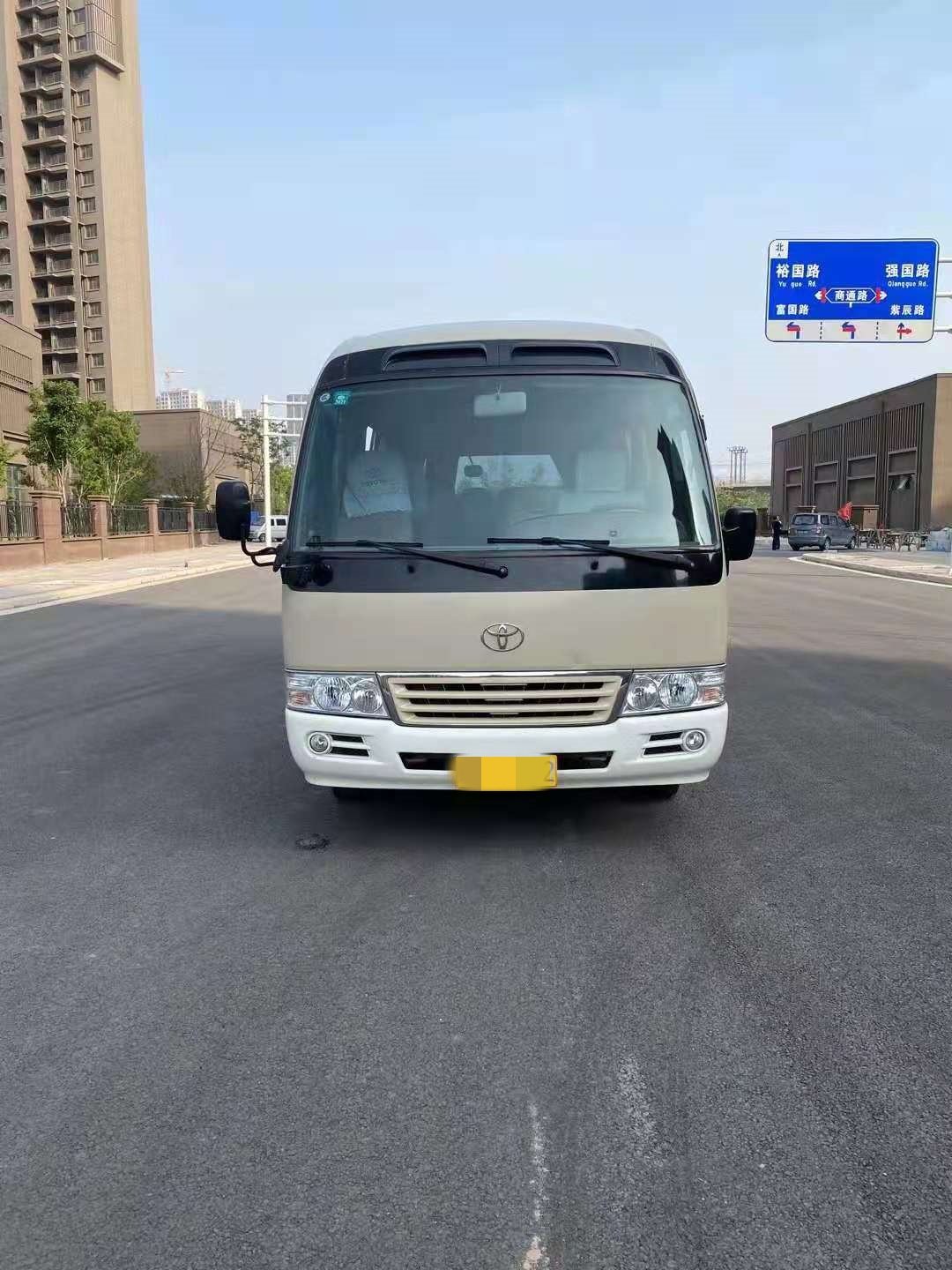 FREE SHIPPING Exclusive Offer 18-30Seats High-End Used TOYOTA COASTER Passenger Van Diesel Engine Ready to Ship