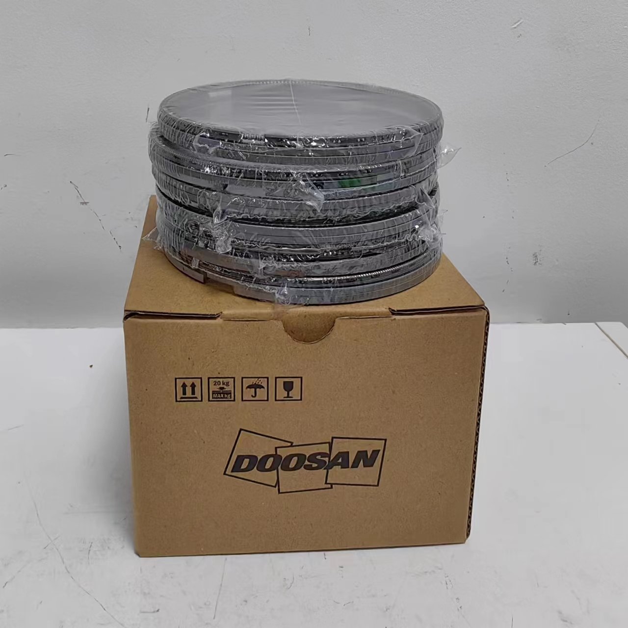 Excavator Daewoo Truck Bus Parts De12 De12tis De12t Engine 65.02503-8238 65.02503-8237 65.02503-8236 Piston Ring