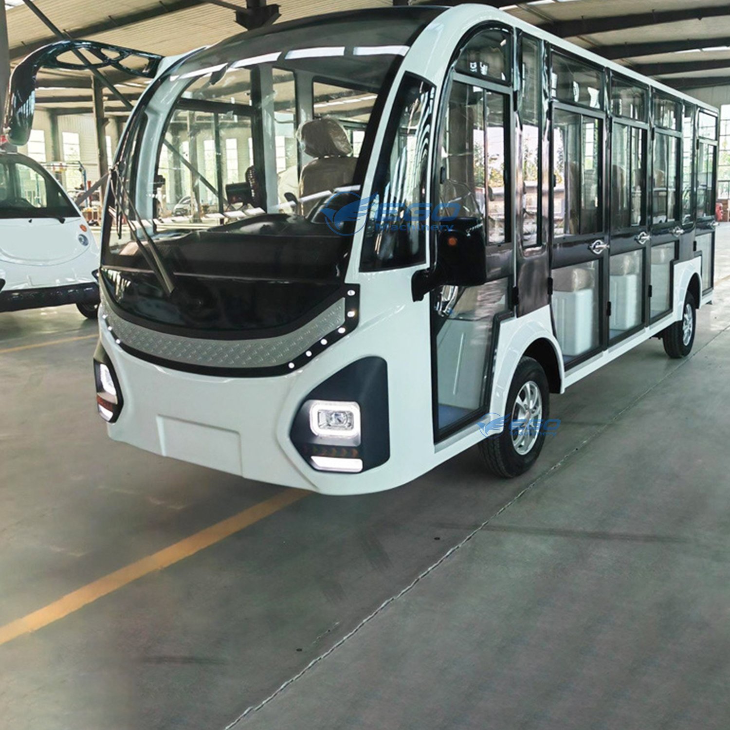 Tourist Vehicle Shuttle School Bus Electric Bus Travel Car Price Enclosed Sightseeing Bus with Glass Doors