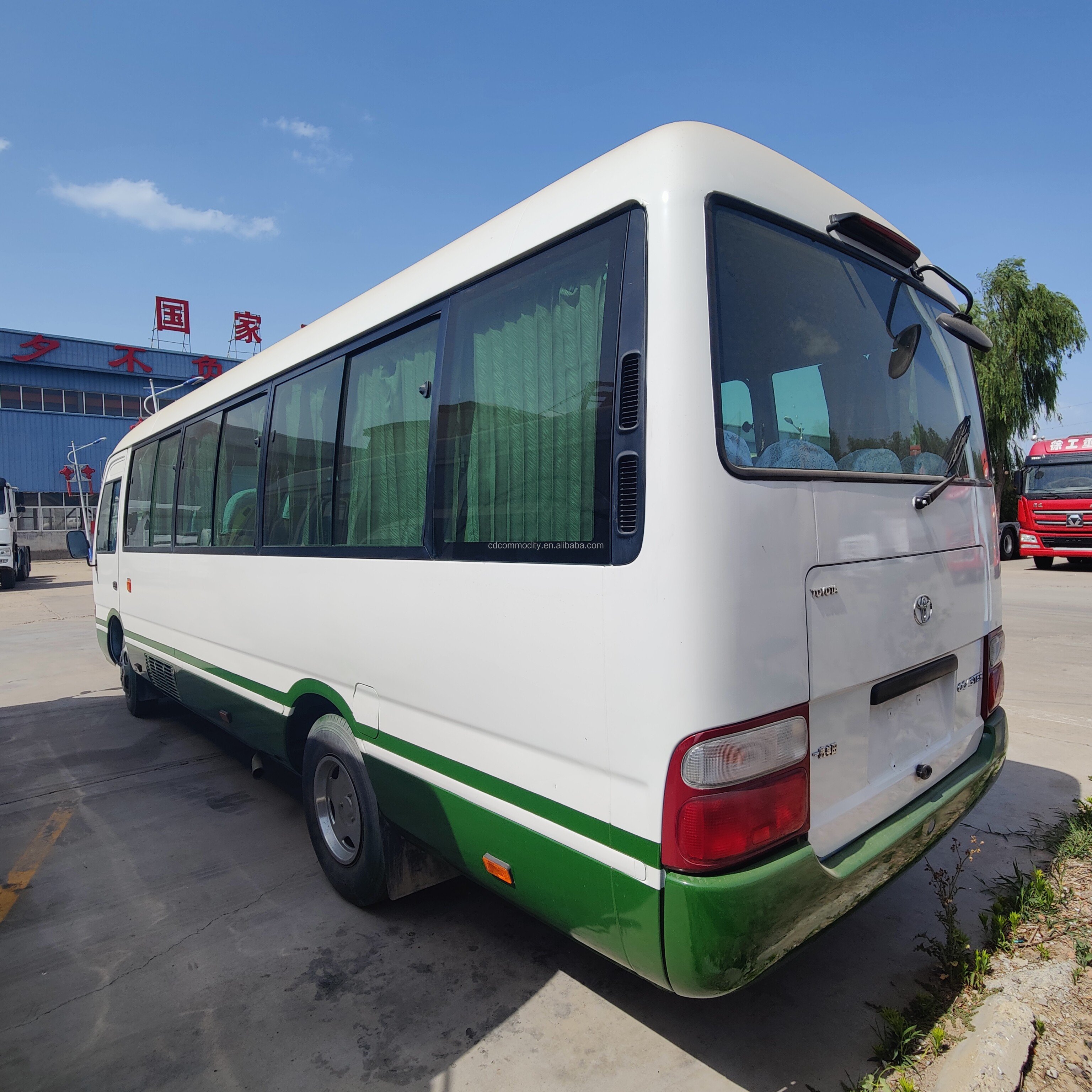Used Toyota Coaster 30-Seater Mini 4x4 Bus 32 Places for Occasions Diesel Fuel Type