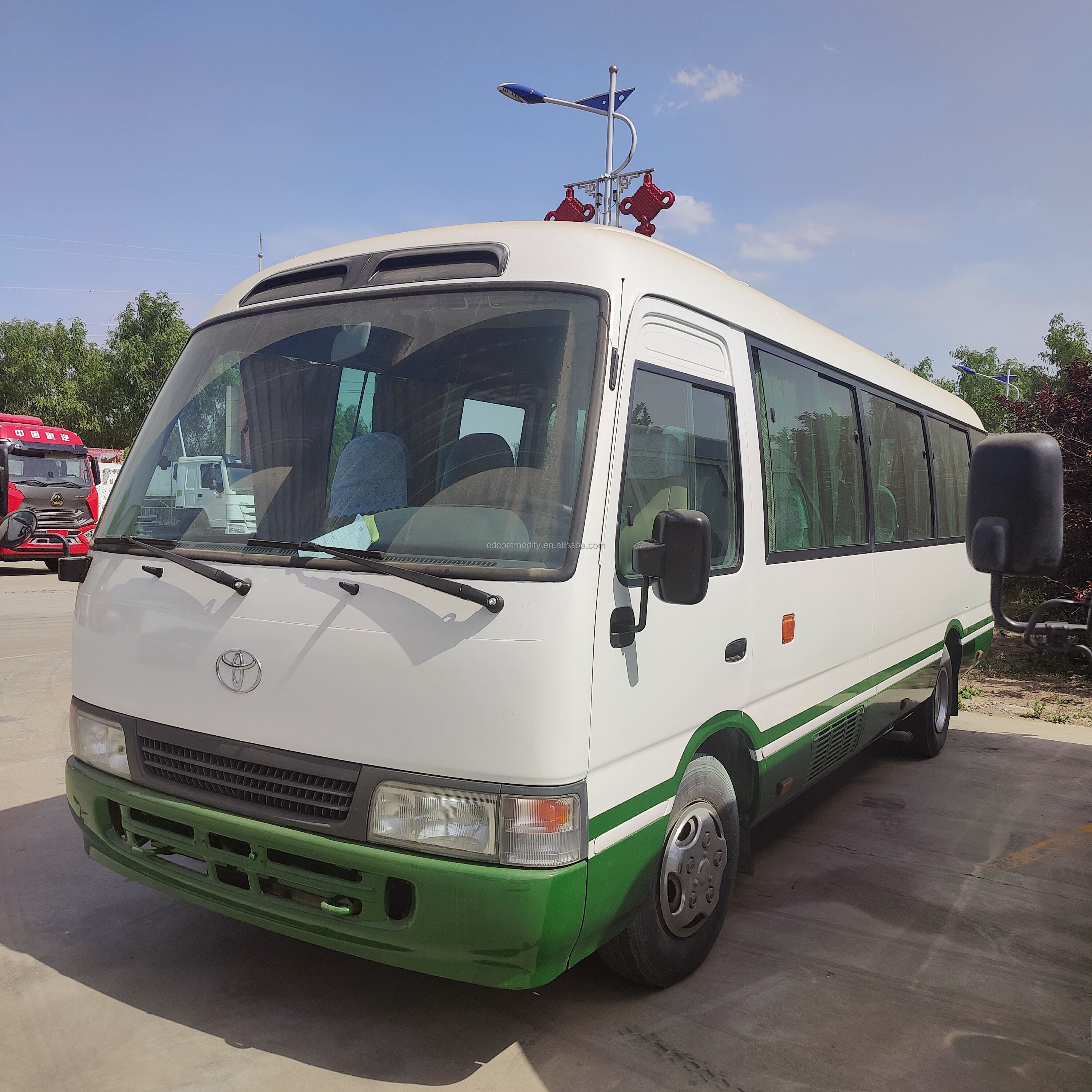 Used Toyota Coaster 30-Seater Mini 4x4 Bus 32 Places for Occasions Diesel Fuel Type