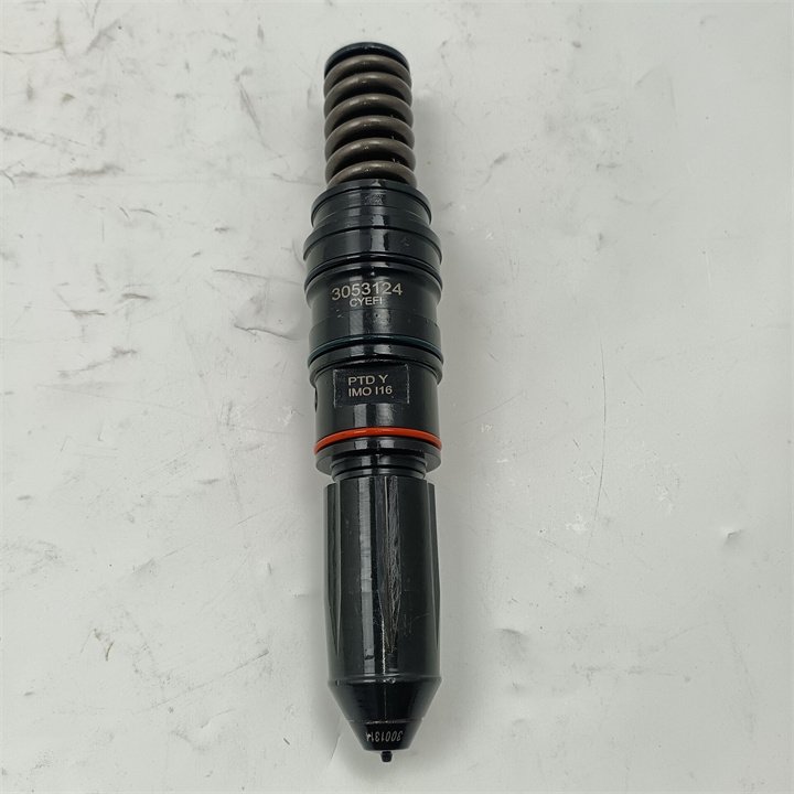 High performance Chongqing auto engine spare parts K19 K38 K50 diesel engine fuel injector 3053124 for Cum-min engine