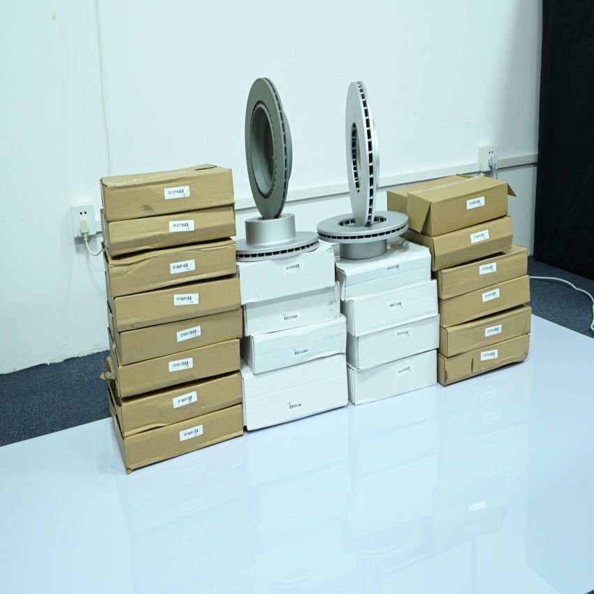 Brake Disc Brake Disc W636 W639 A6394230112 a 636 423 00 12 a 636 423 01 12 a 639 423 01 12 A6364230012 A6364230112