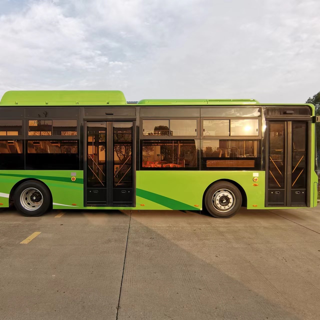 Ankai 12m City Bus G9 Cummins diesel Engine VOITH Transmission Dongfeng Dana Axle