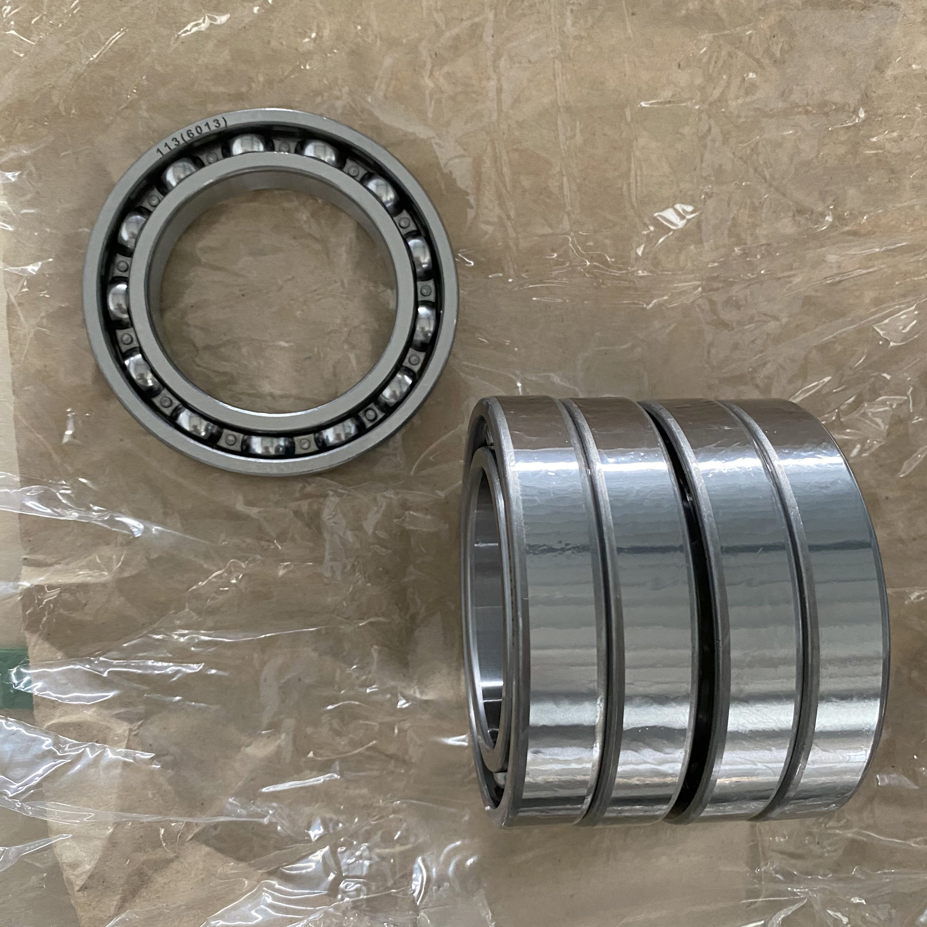 DST High Precision Deep Groove Ball Bearings 6202 202 80202 180202 Engine Bearing