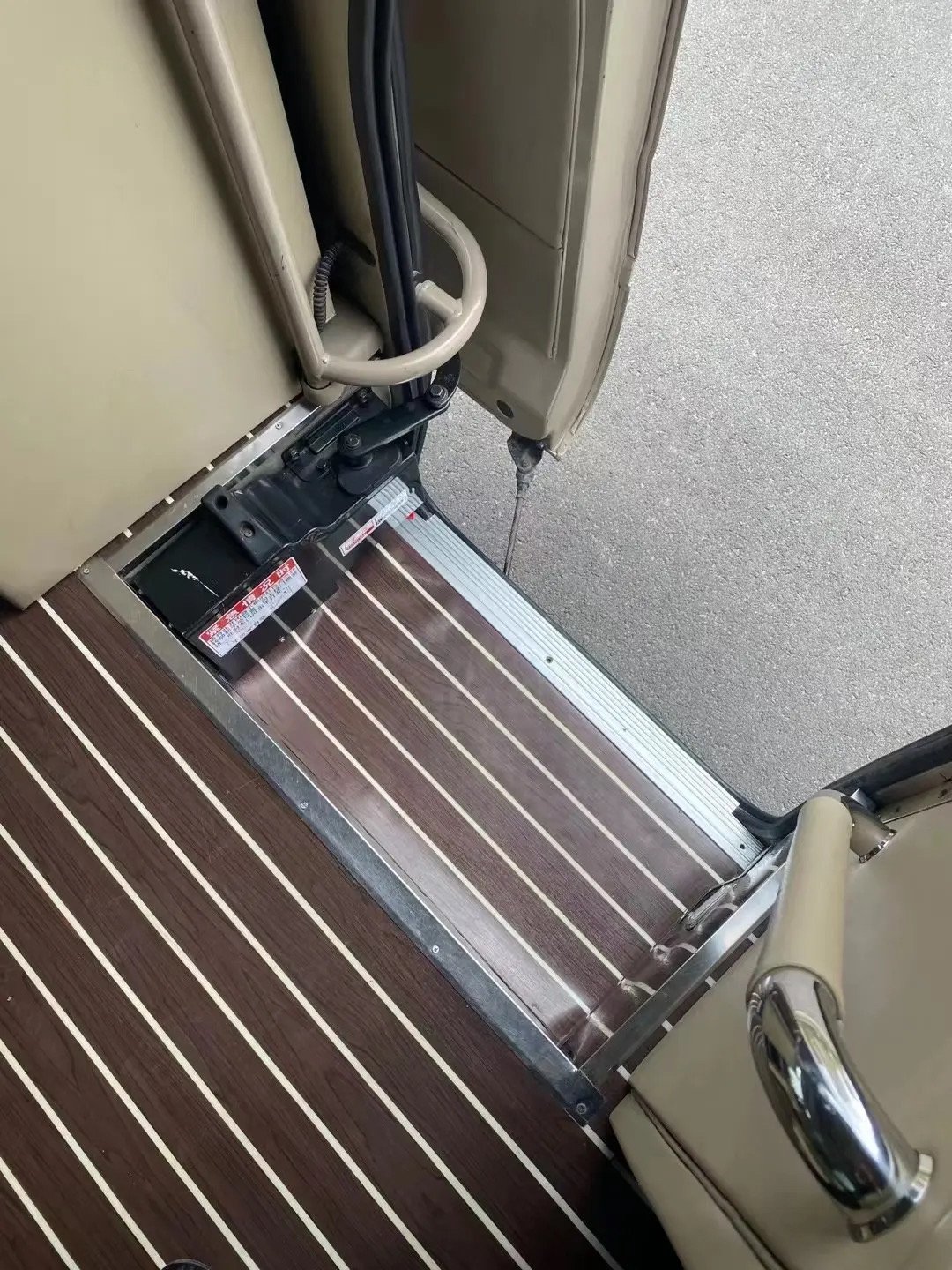 Best Selling Used Toyota Coaster Used Toyota Coaster China 14 Seaters Toyota Coaster for Sale